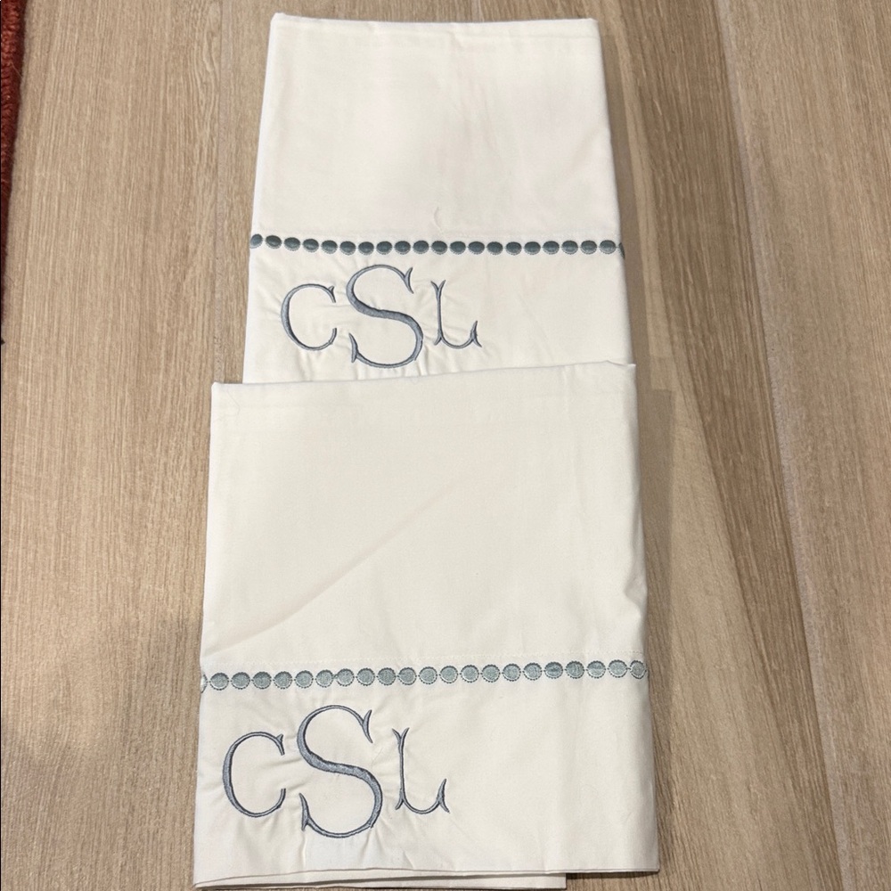 Pottery Barn set of 2 monogrammed pillow cases in King NEW
